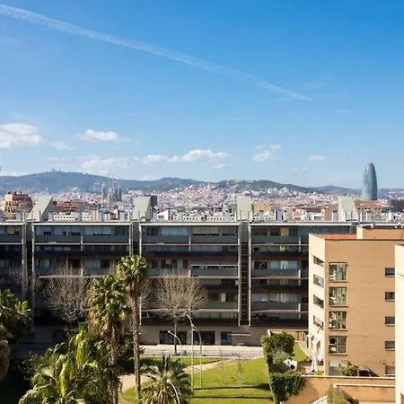 Sea Views & Skyline Apartment Barcelona